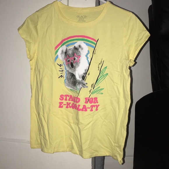 New The Children’s Place Graphic T-Shirt